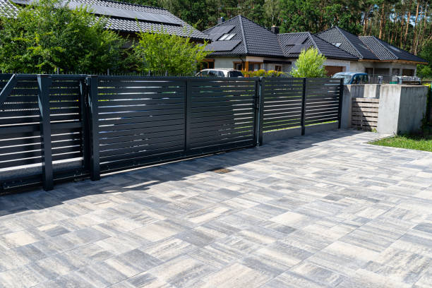 Best Local Driveway Pavers  in Bruce, MS